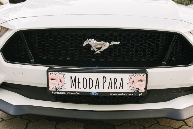 Samochód do ślubu Mustang